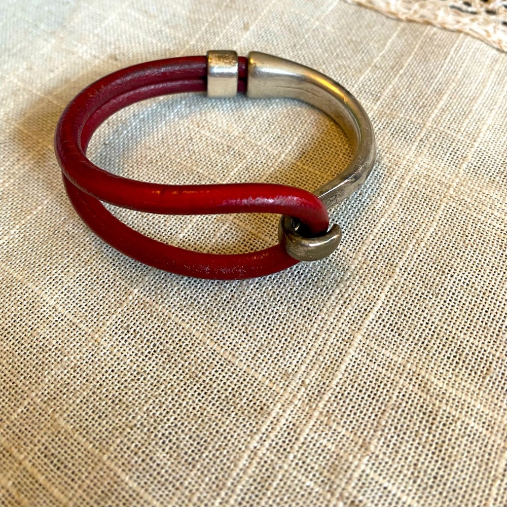 Sailwinds Trading Company Nautical Red Leather Bracelet